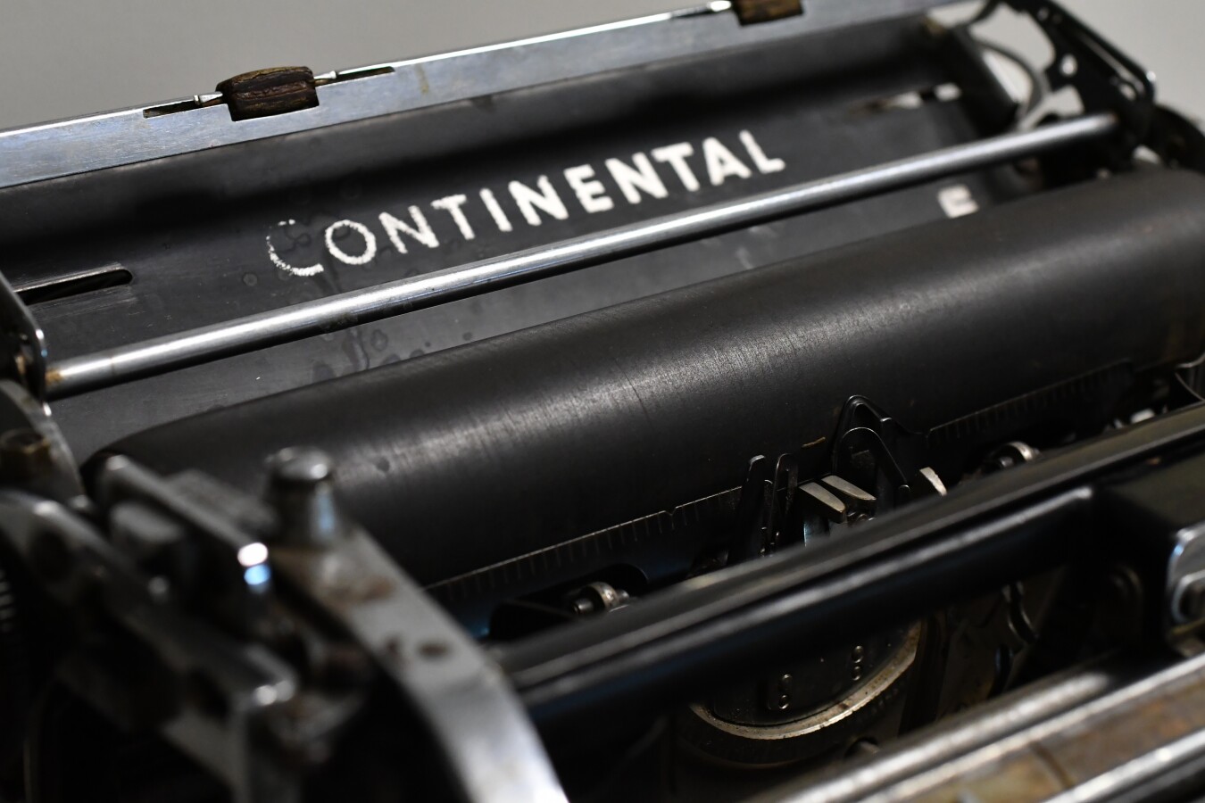 Пишеща машина Continental